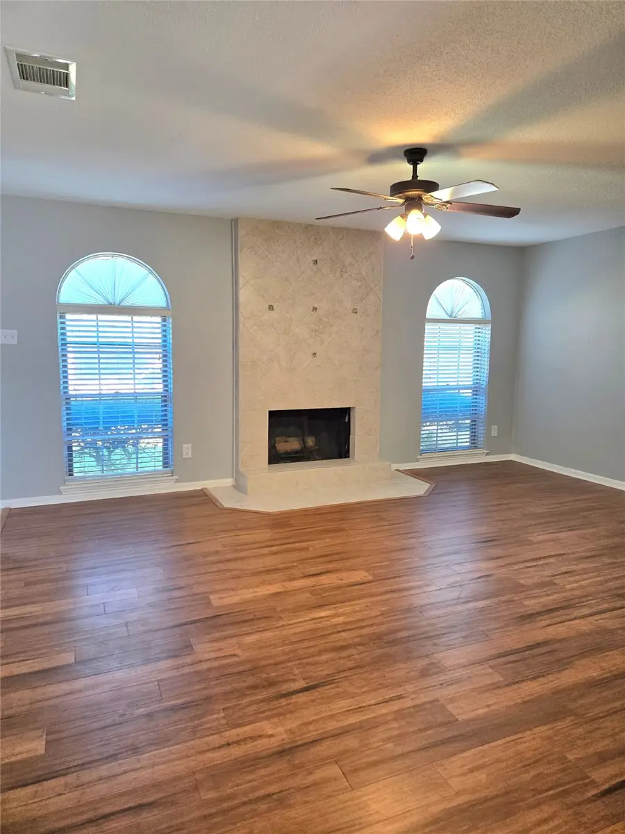 1532 Silverpines Road #532, Houston, TX 77062 - Image #3