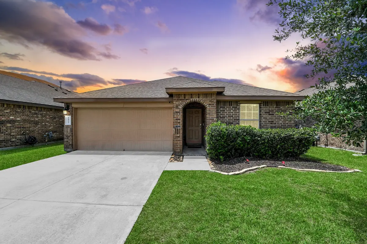 8022 Gambrel Way, Rosharon, TX 77583 - #1