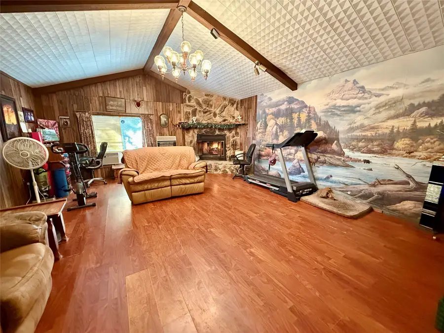 509 Franzen Street, Winnie, TX 77665 - Image #3