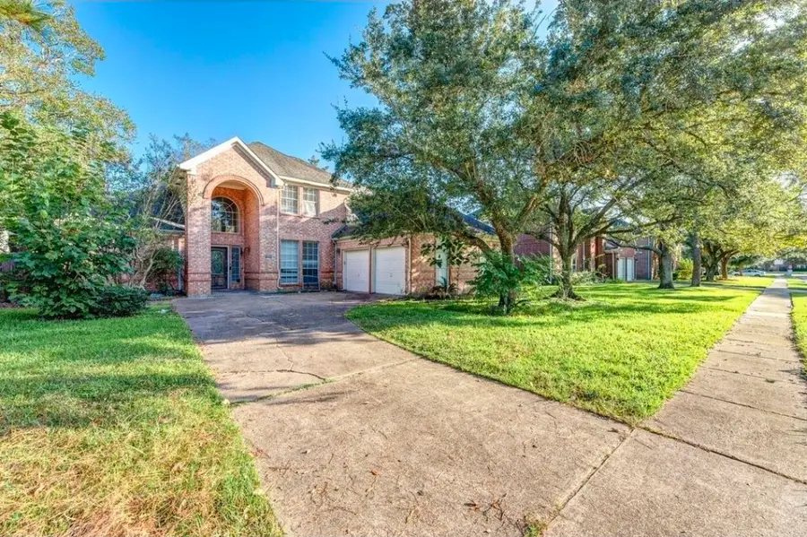 2515 Falcon Ridge Street, Pearland, TX 77584 - Image #3