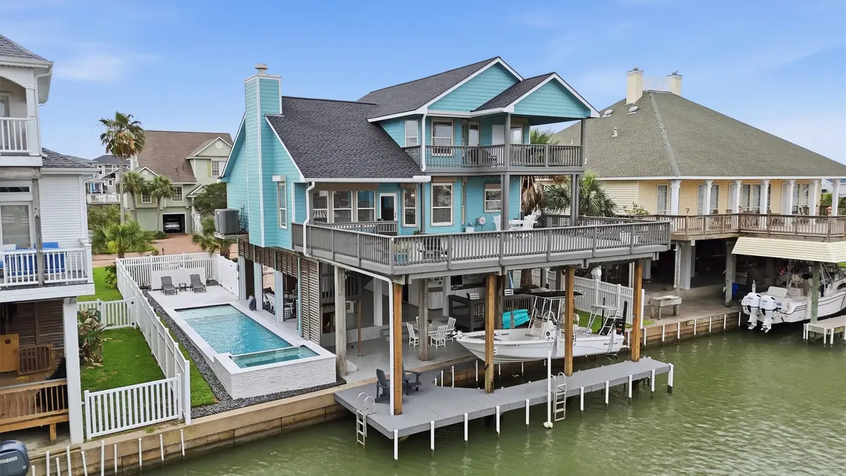 918 Short Reach Drive, Tiki Island, TX 77554 - #1