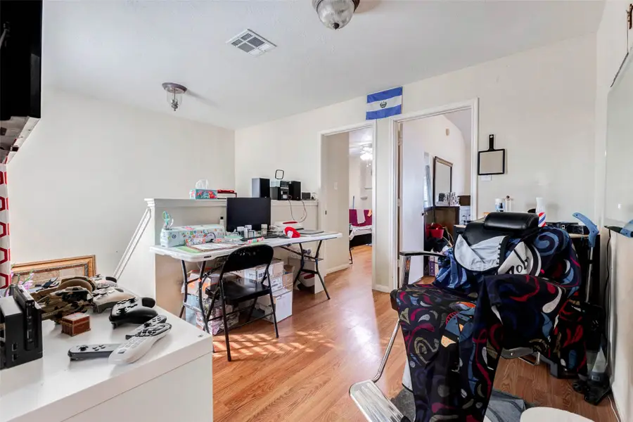 5531 Dapplewood Lane, Katy, TX 77449 - Image #2