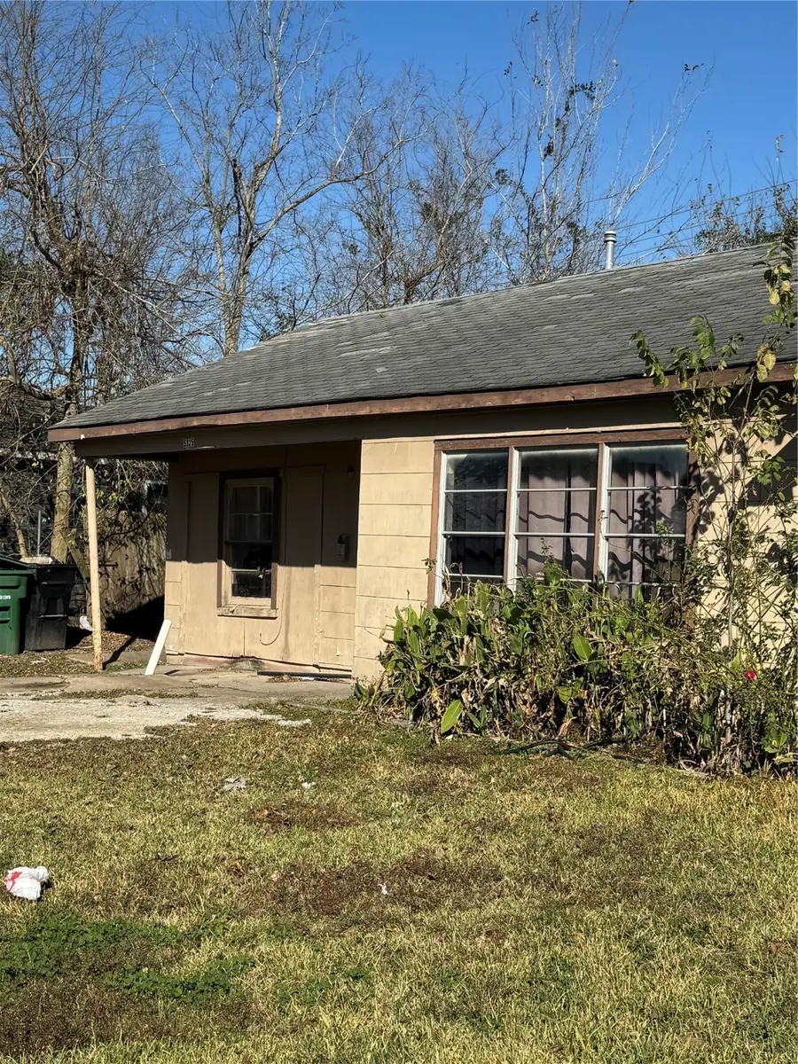 5325 Longmeadow Street, Houston, TX 77033 - #3