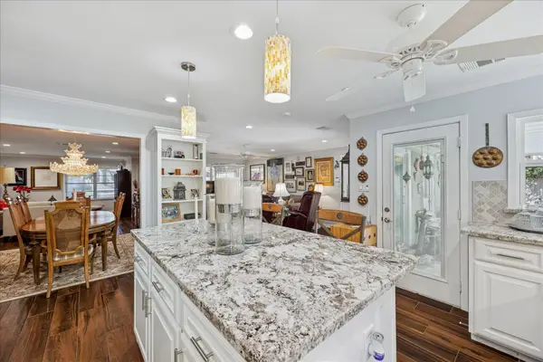8611 Ferris Drive, Houston, TX 77096