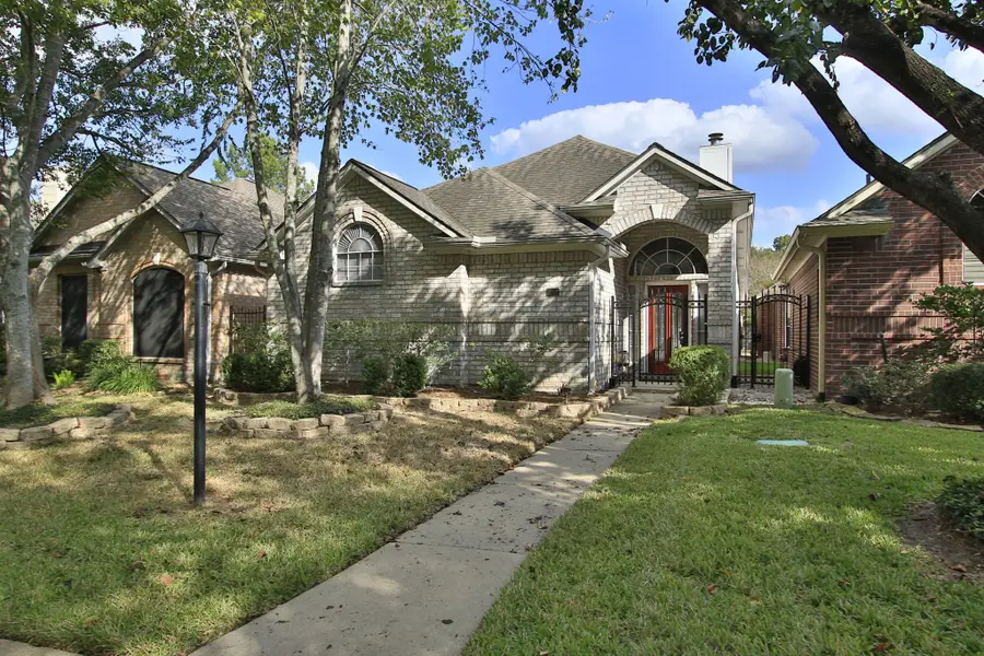 6849 Tournament Drive, Houston, TX 77069 - Image #2