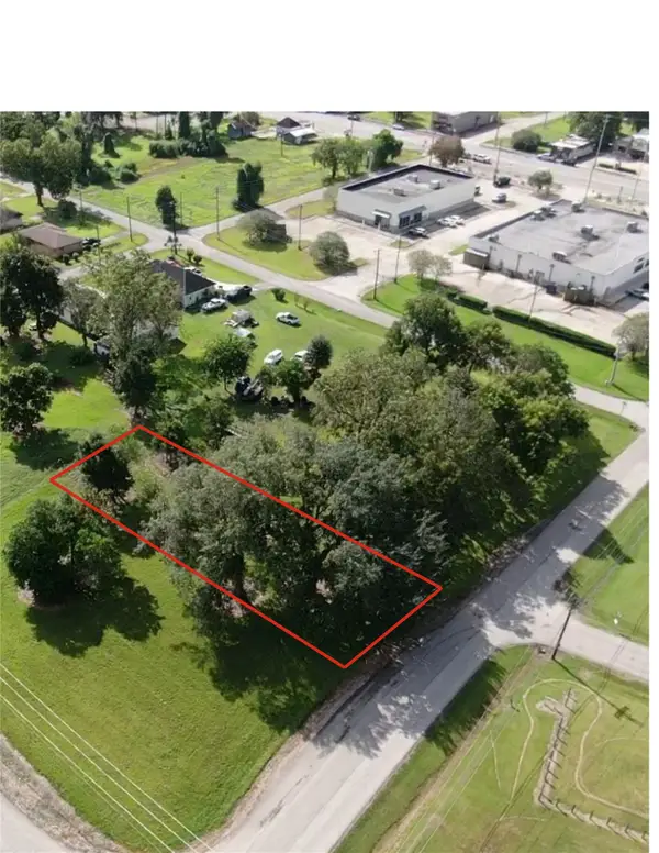 00 17th Street, West Columbia, TX 77486