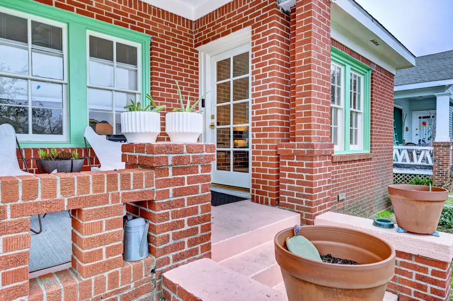 3715 Avenue S 1/2, Galveston, TX 77550 - Image #3