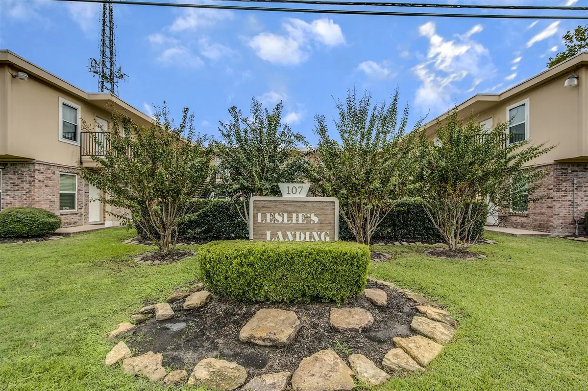 107 E Willowick Avenue #9, Friendswood, TX 77546 - #1
