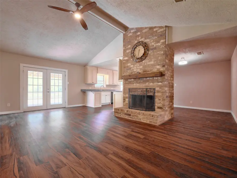 3979 County Road 962b, Alvin, TX 77511 - #3