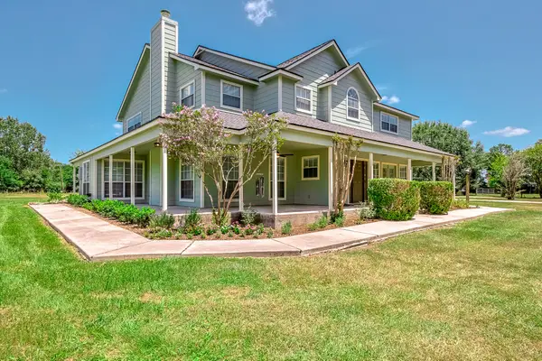 1066 Tafelski Road, New Waverly, TX 77358