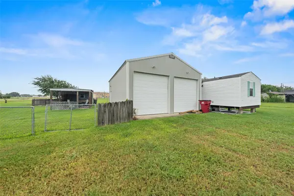 513 Mulberry Street, Matagorda, TX 77414