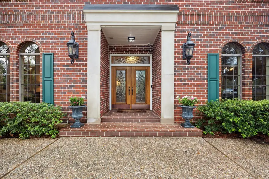 345 Knipp Road, Bunker Hill Village, TX 77024 - Image #3