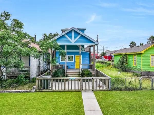 2909 Ave R, Galveston, TX 77550