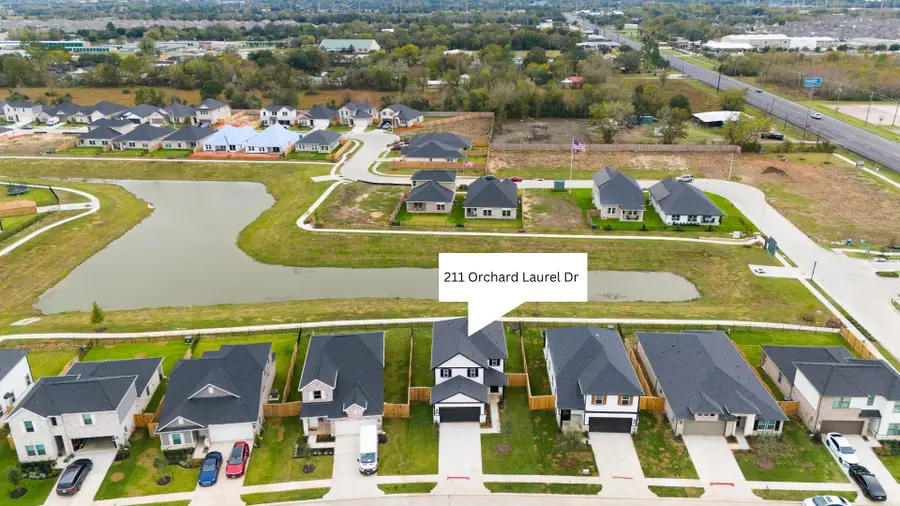 211 Orchard Laurel Drive, Alvin, TX 77511 - Image #3