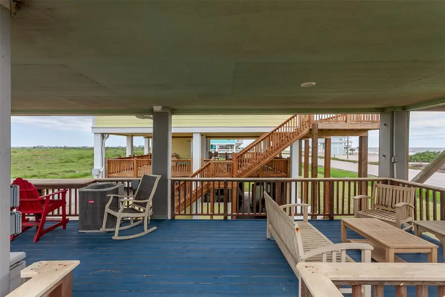 2433 Audubon Avenue, Gilchrist, TX 77617 - Image #3