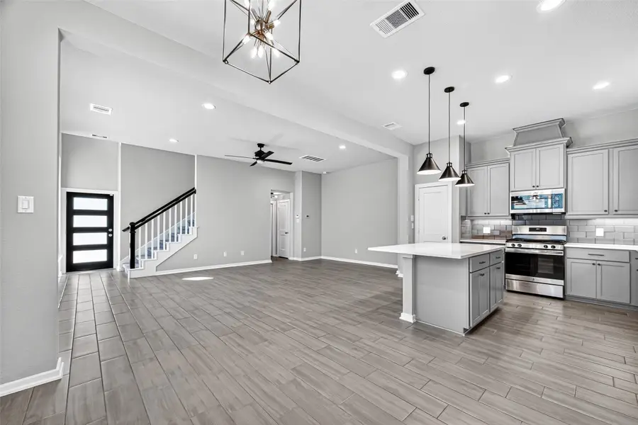 477 Long Leaf Pine Dr, Montgomery, TX 77316 - #2