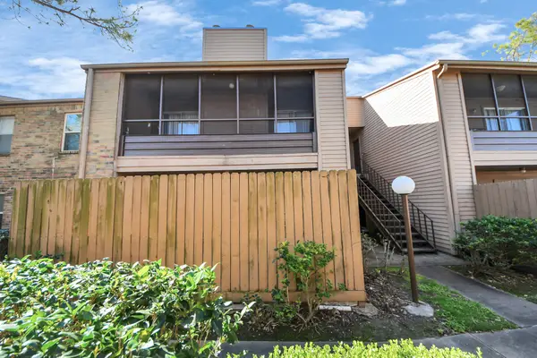 10555 Turtlewood Court #1510, Houston, TX 77072
