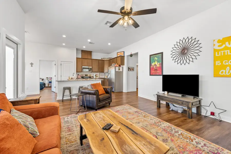 3165 Charge Lane, Bryan, TX 77808 - Image #2