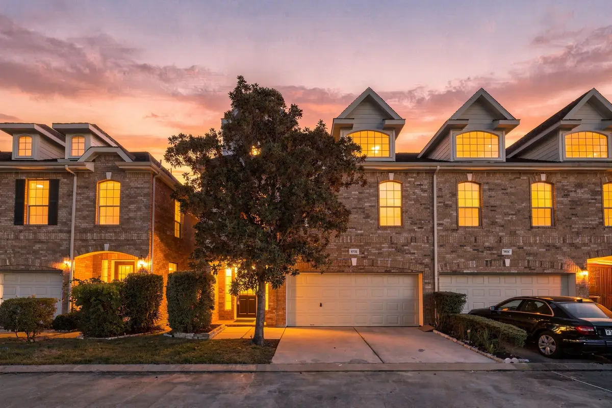 5722 Beverly Hills Walk, Houston, TX 77057 - #1