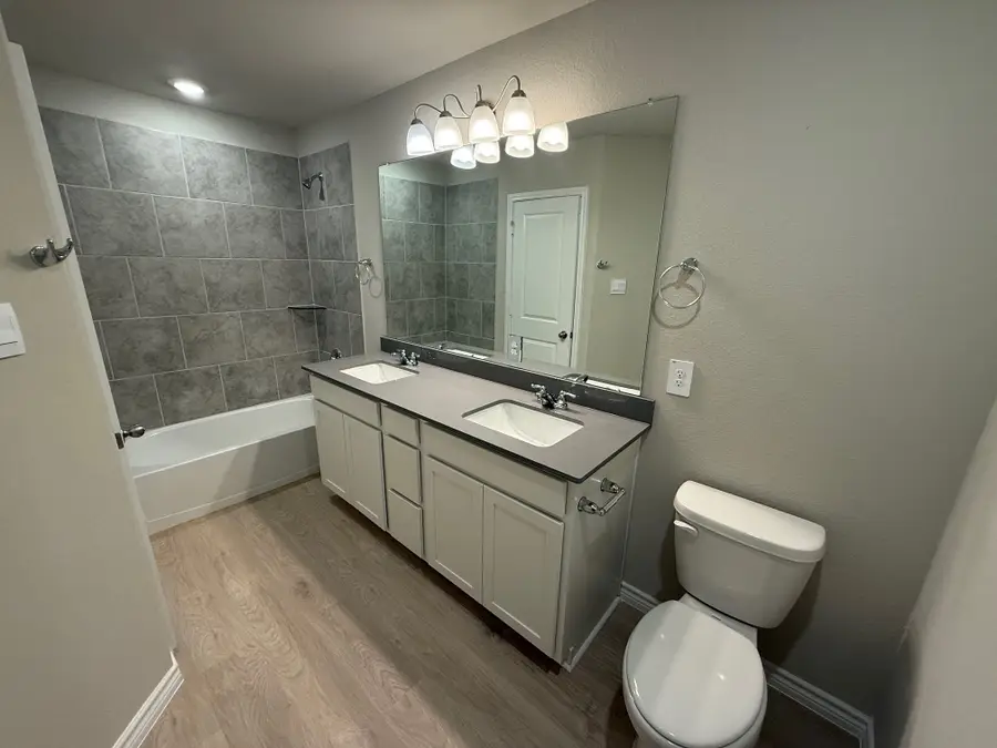 1218 Canton Dr, College Station, TX 77845 - Image #2