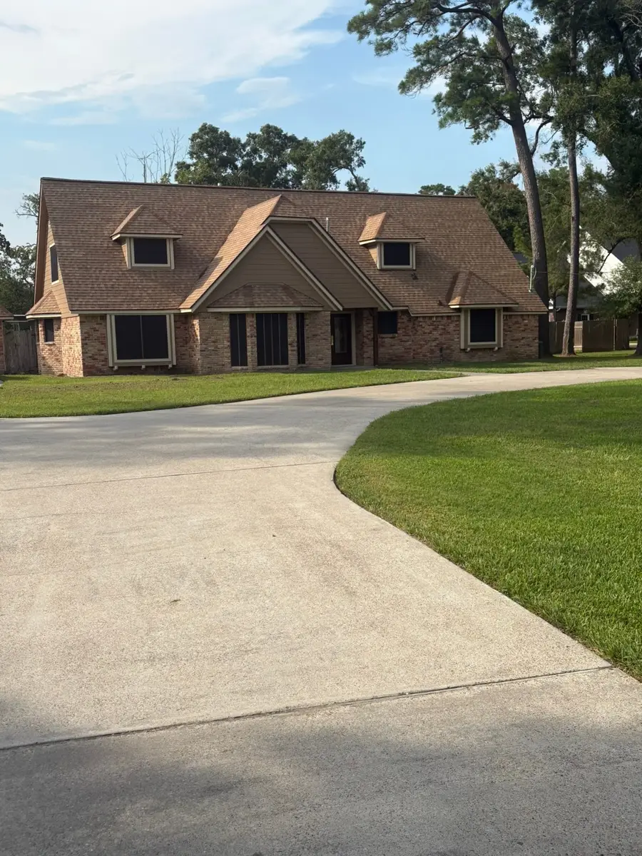 2404 Taylor Lane, Pearland, TX 77581 - Image #2