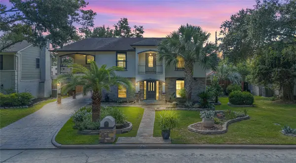 7615 Fernbrook Lane, Houston, TX 77070