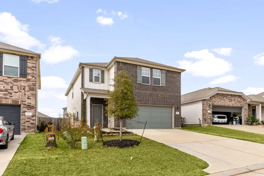 718 Amesbury Road, Conroe, TX 77316 - #2