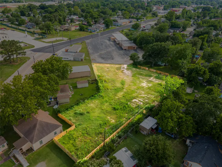 1203 S Main Street, Baytown, TX 77520 - #3