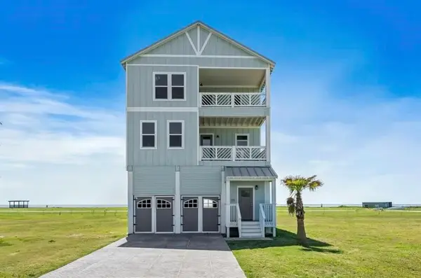 520 Annabelle Drive, Gilchrist, TX 77617
