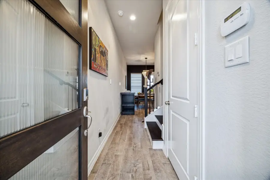 11010 Crescent Light Way, Houston, TX 77043 - Image #2