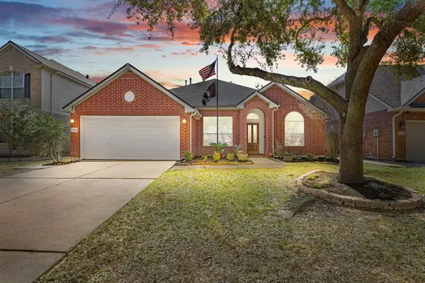 2415 Old River Lane, Richmond, TX 77406