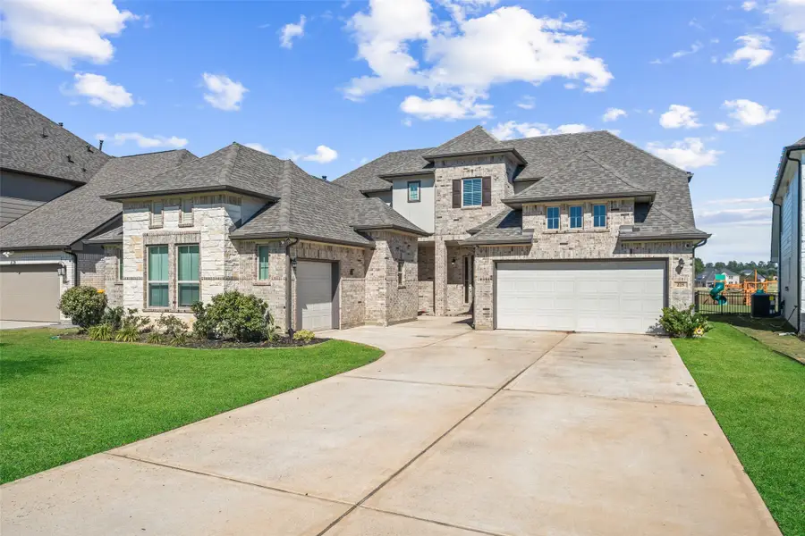 225 Peninsula Point Drive, Montgomery, TX 77356 - Image #2