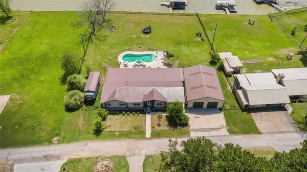 174 Lake Front Drive, Trinity, TX 75862