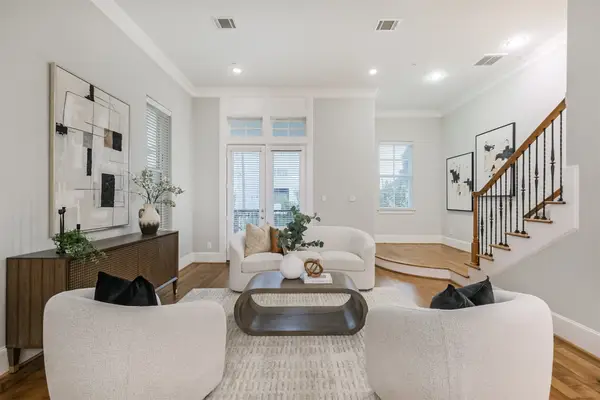 3907 Austin Street, Houston, TX 77004