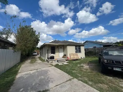 609 Firnat Street, Houston, TX 77022
