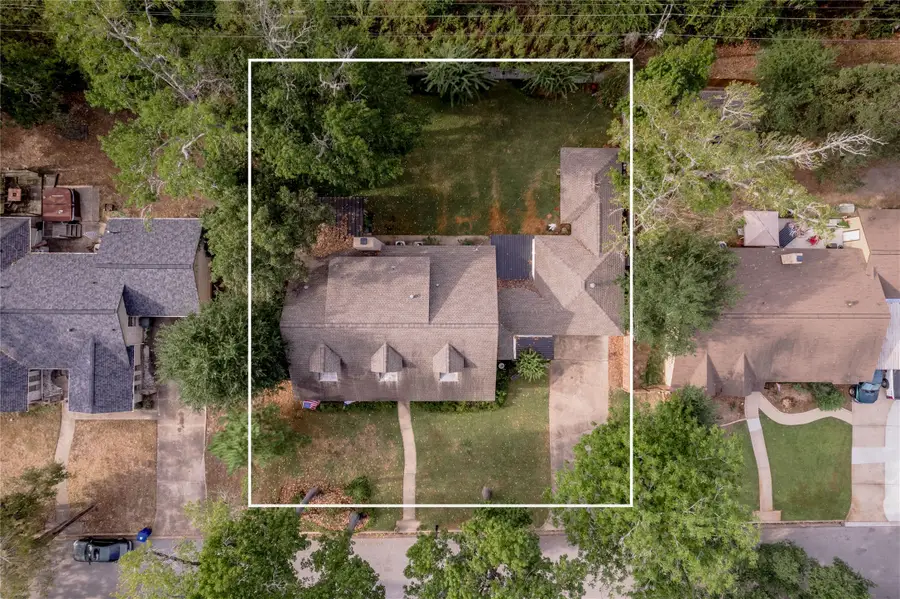 220 Elmwood Street, Huntsville, TX 77320 - #3
