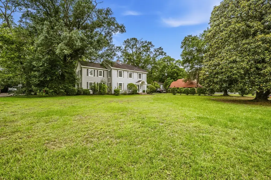 1103 E Goliad Avenue, Crockett, TX 75835 - #2
