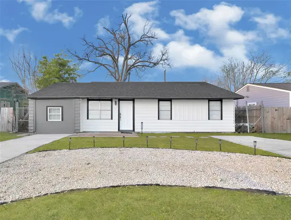 3129 Airport Boulevard, Houston, TX 77051