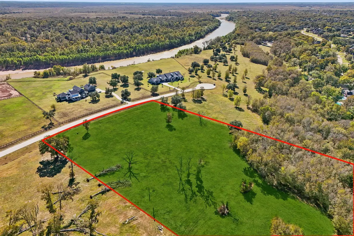 4802 Riverbend Ct, Fulshear, TX 77441 - Image #1