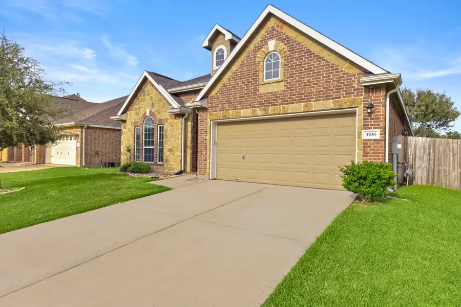 4706 Alluvial Circle, Alvin, TX 77511 - Image #3