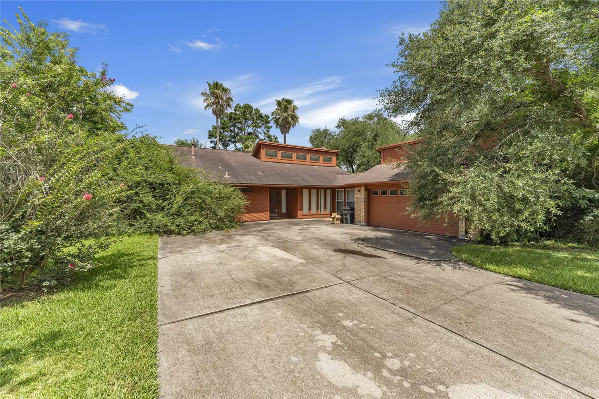 271 Amber Lane, League City, TX 77573 - #1