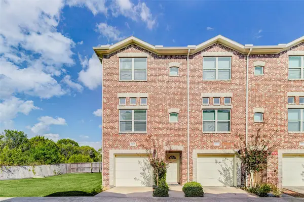 5941 South Loop E #1401, Houston, TX 77033