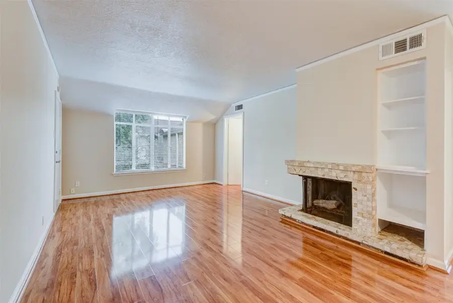 2555 Marilee Lane #4, Houston, TX 77057 - #3