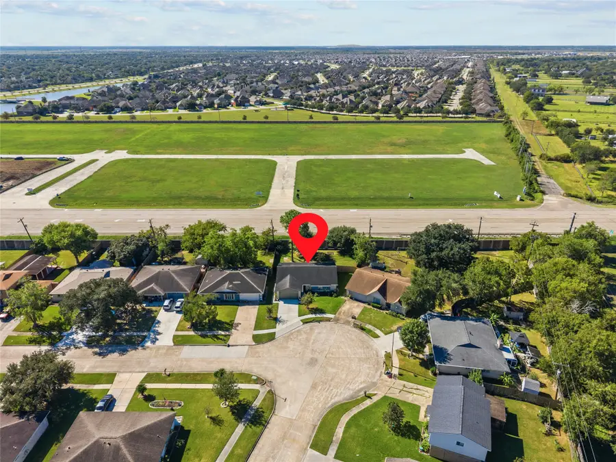 6305 Silver Leaf Dr, League City, TX 77573 - #3