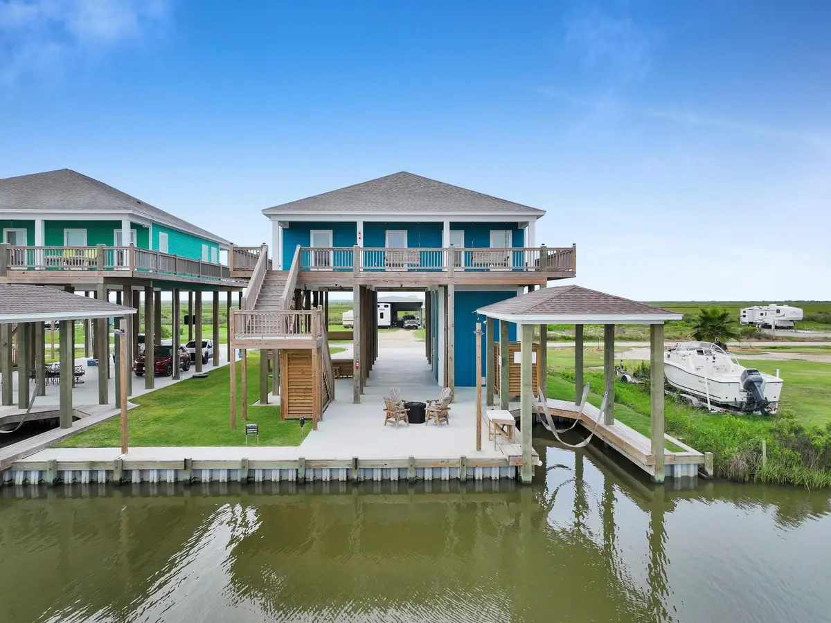 1297 Mabry Street, Gilchrist, TX 77617 - #1