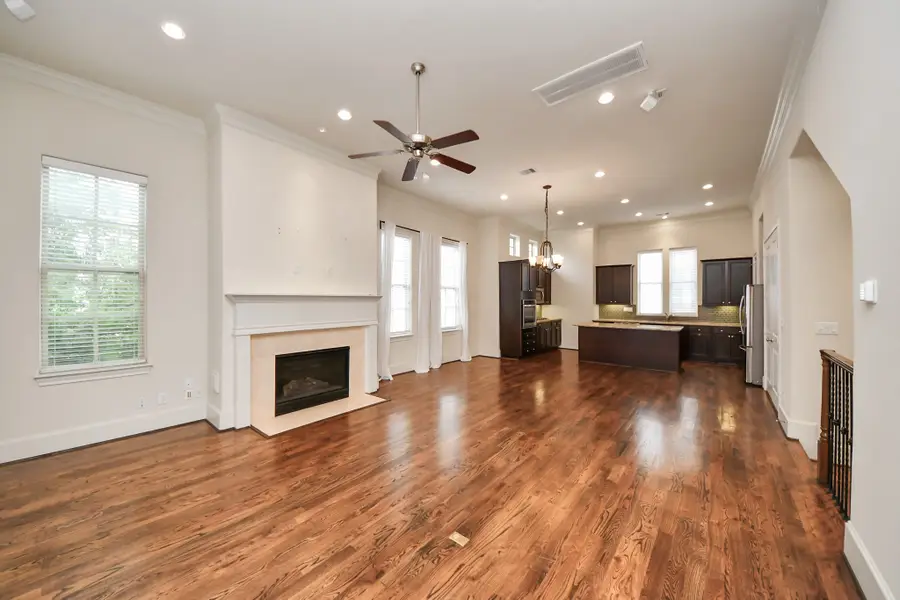 2061 Fannin Station N, Houston, TX 77045 - #2