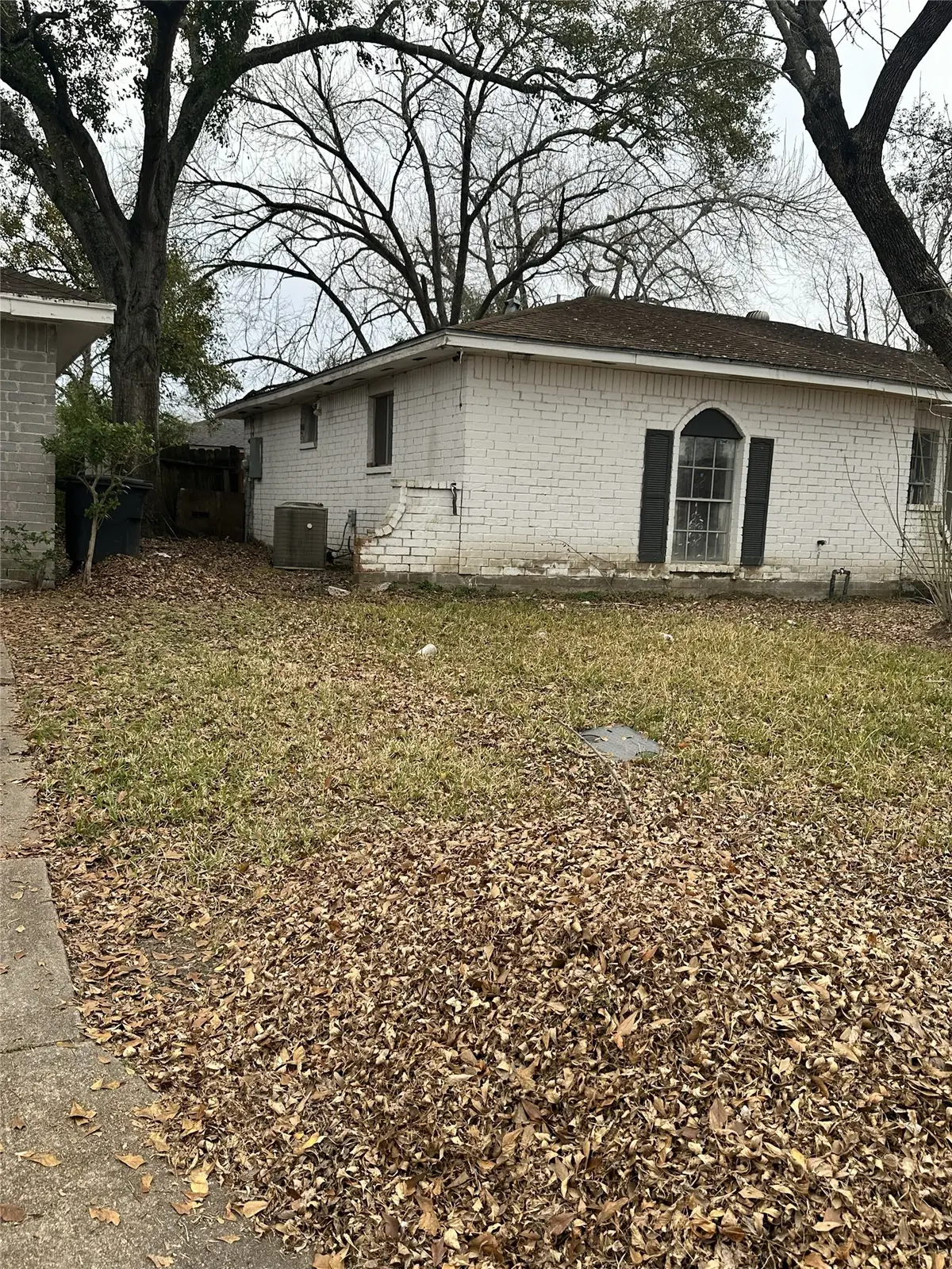 4937 E Ridge Creek Drive, Houston, TX 77053 - #1