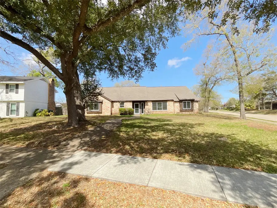 443 Bayou View Drive, El Lago, TX 77586 - #2