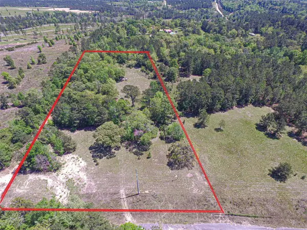 280 Waka, Livingston, TX 77351