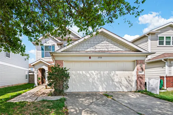 2910 Yearling Colt Court, Houston, TX 77038